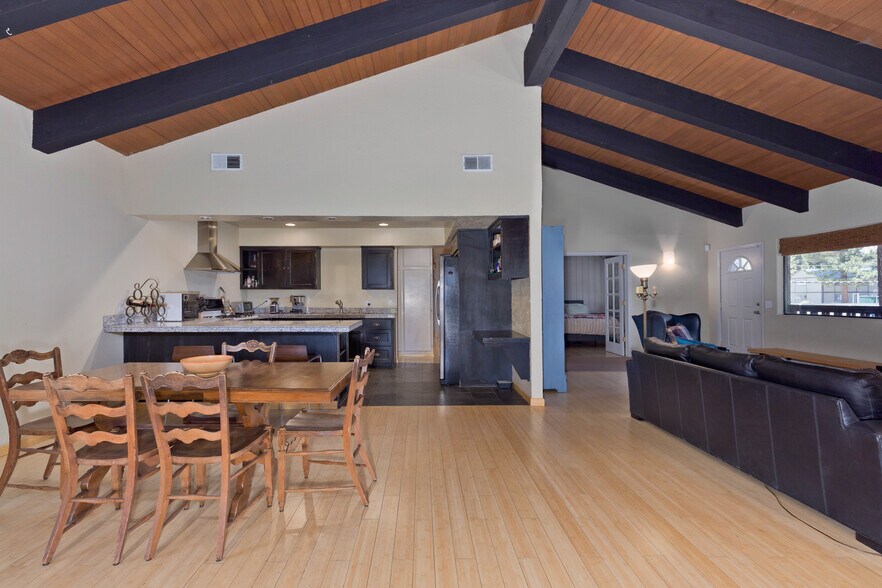 More Photos Of 38 Laurel Mountain Rd, Mammoth Lakes Storefront Retail Office For Sale