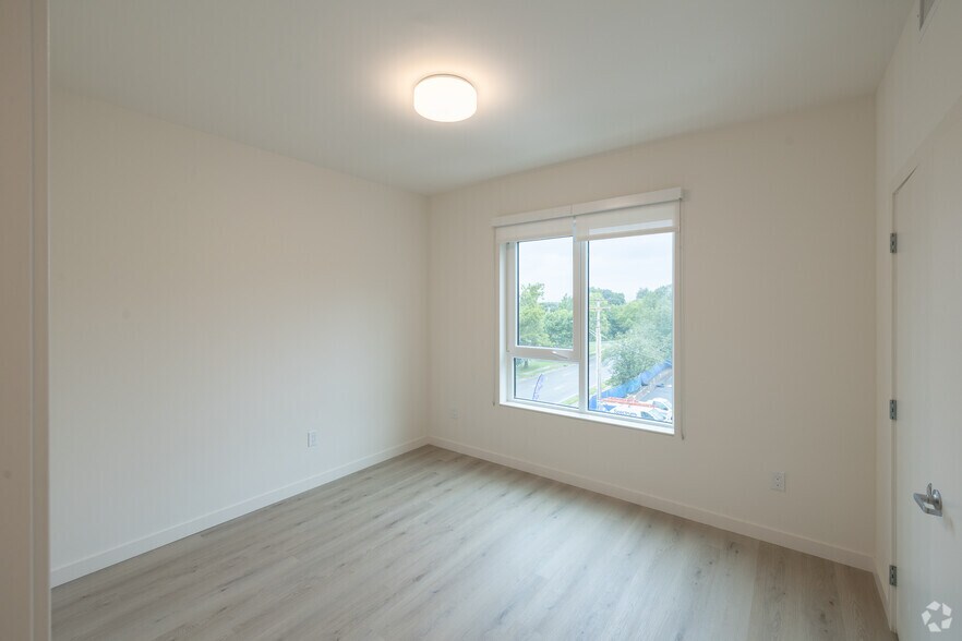 More Photos Of 44 Springside Ave, Arlington Apartments For Lease