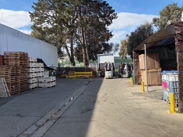 More Photos Of 23578 Bernhardt St, Hayward Warehouse For Sale