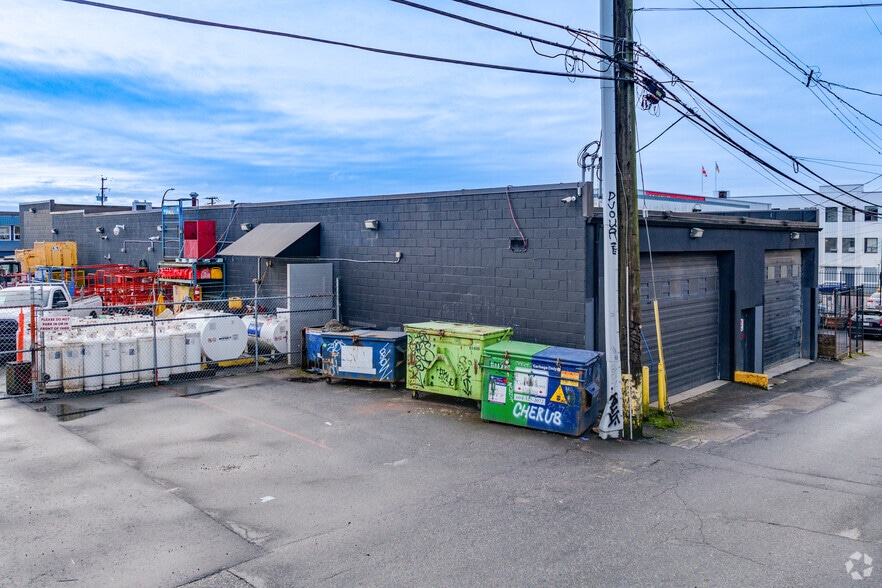 More Photos Of 1331-1345 Venables St, Vancouver Light Distribution For Lease