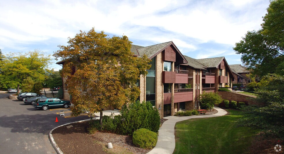 Primary Photo Of 12750 W North Ave, Brookfield Office For Lease