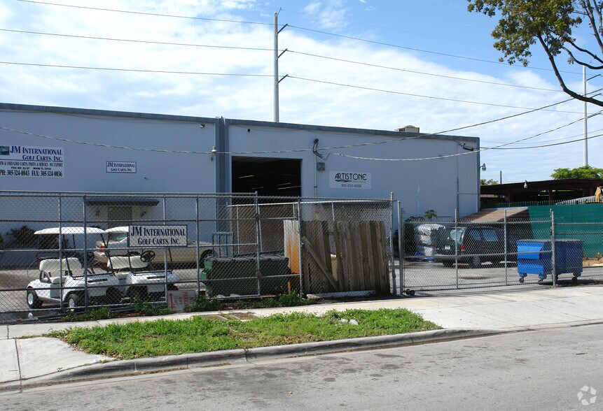 More Photos Of 1756-1770 NW 23rd St, Miami Warehouse For Lease