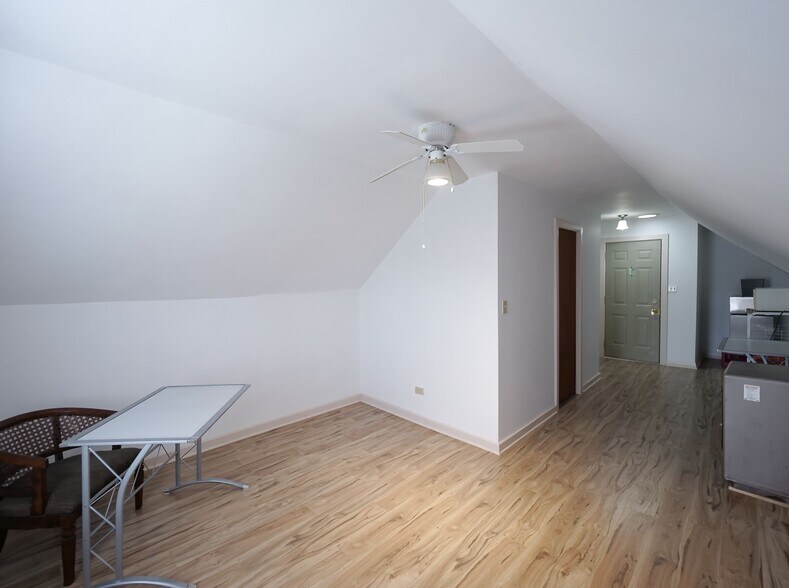 More Photos Of 2312 W 21st St, Chicago Apartments For Sale