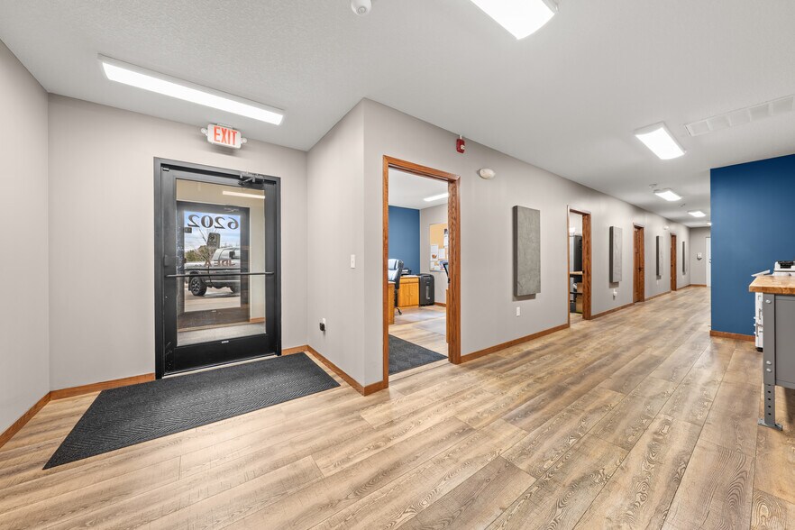 More Photos Of 6202 402nd St, North Branch Manufacturing For Sale