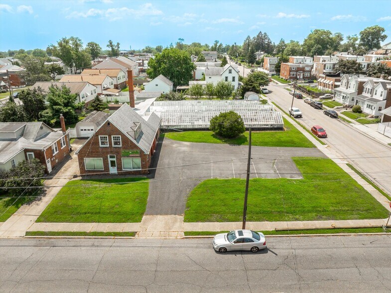 More Photos Of 700 Solly Ave, Philadelphia Garden Center For Sale