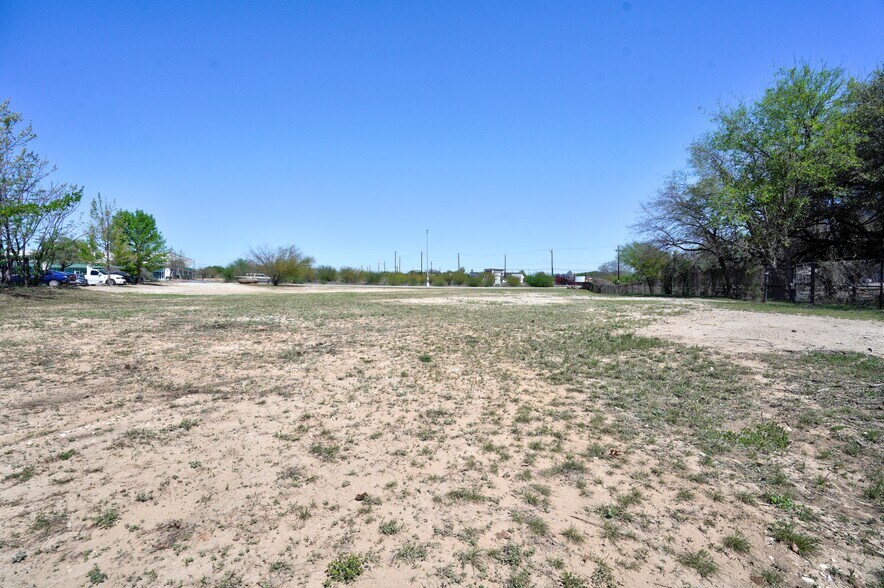 More Photos Of 000 S. New Braunfels Ave, San Antonio Land For Sale