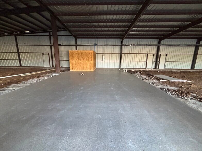 More Photos Of 4726 Woodrow Rd, Lubbock Storefront For Lease