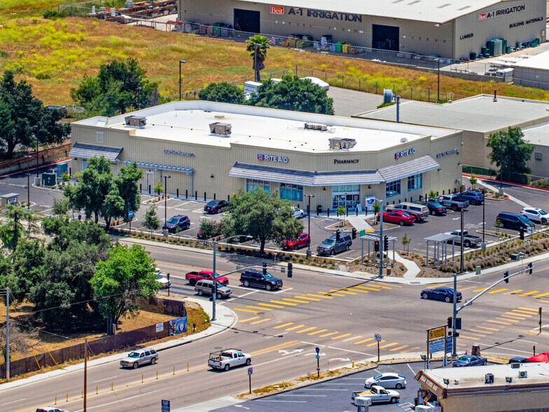 More Photos Of 28535 Cole Grade Rd, Valley Center Drugstore For Lease