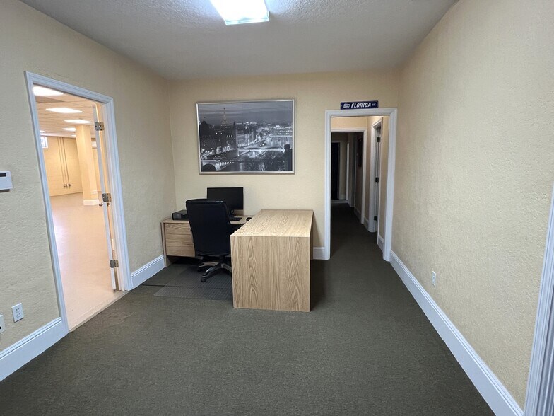 More Photos Of 1515 Smith St, Orlando Warehouse For Lease