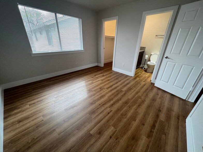 More Photos Of 306 E Taylor St, Reno Apartments For Sale