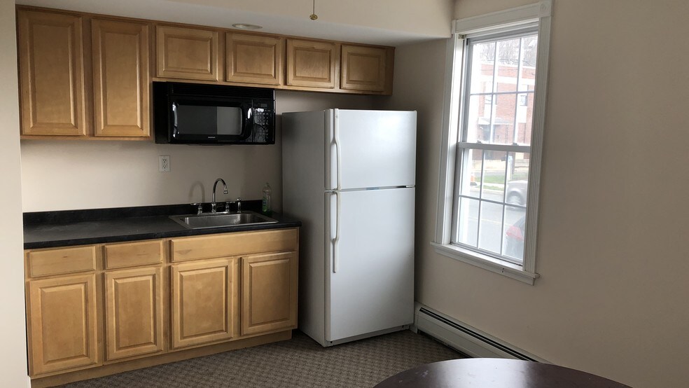 More Photos Of 80 Broad St, Phillipsburg Office Residential For Sale