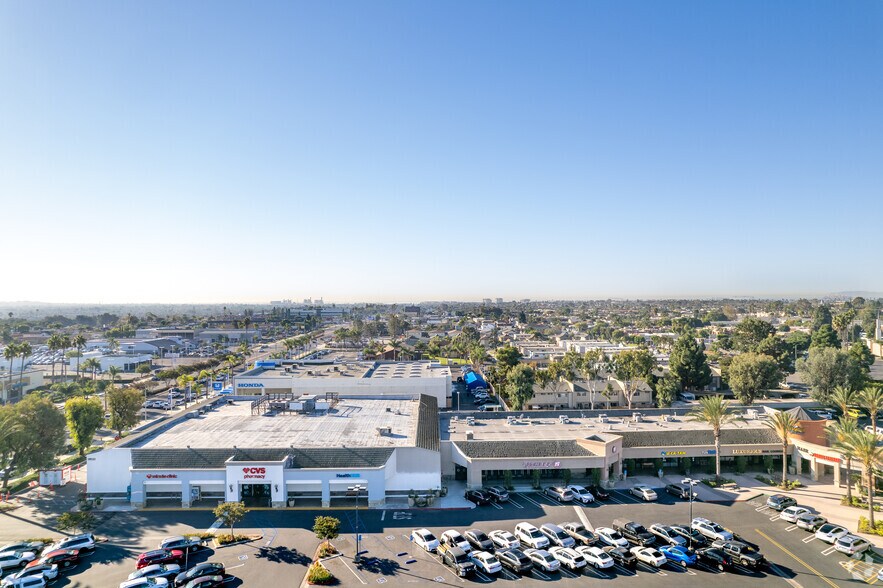 More Photos Of 19021-19121 Beach Blvd, Huntington Beach Unknown For Lease