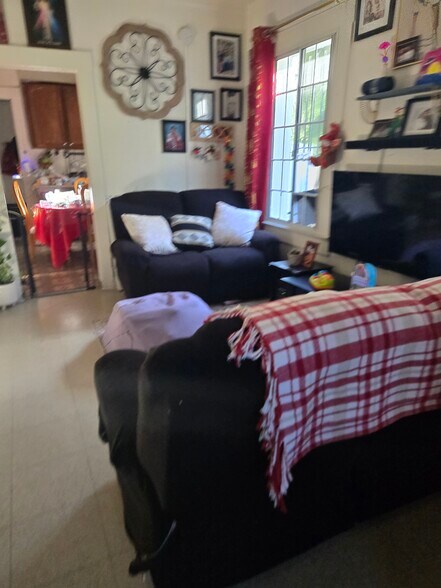 More Photos Of 926 Euclid Ave, Los Angeles Multifamily For Sale
