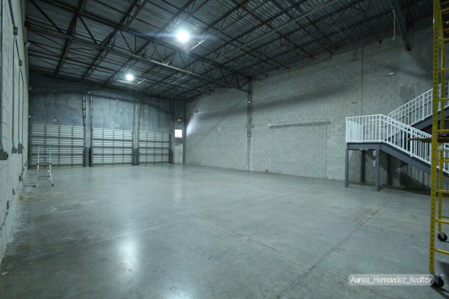 More Photos Of 1335 NW 98th Ct, Miami Warehouse For Sale