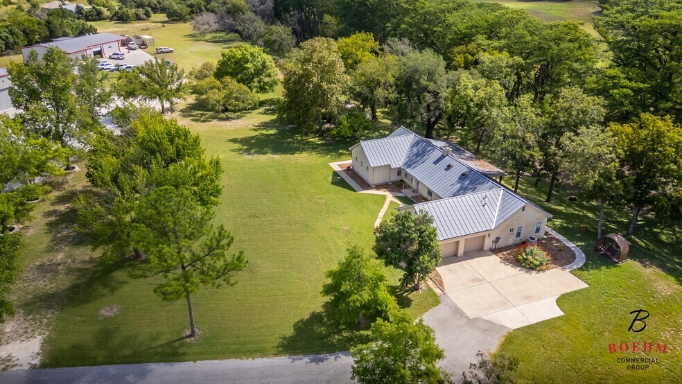 More Photos Of 50500 Interstate 10 W, Comfort Office For Sale