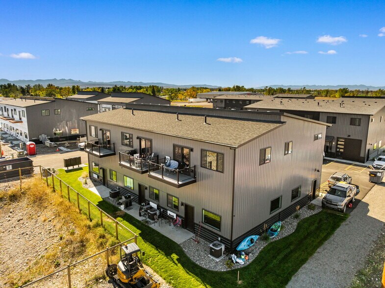 More Photos Of 203 Fletching Way, Belgrade Flex For Sale