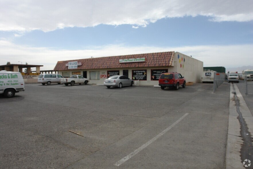 More Photos Of 2225 N Nellis Blvd, Las Vegas Veterinarian Kennel For Lease