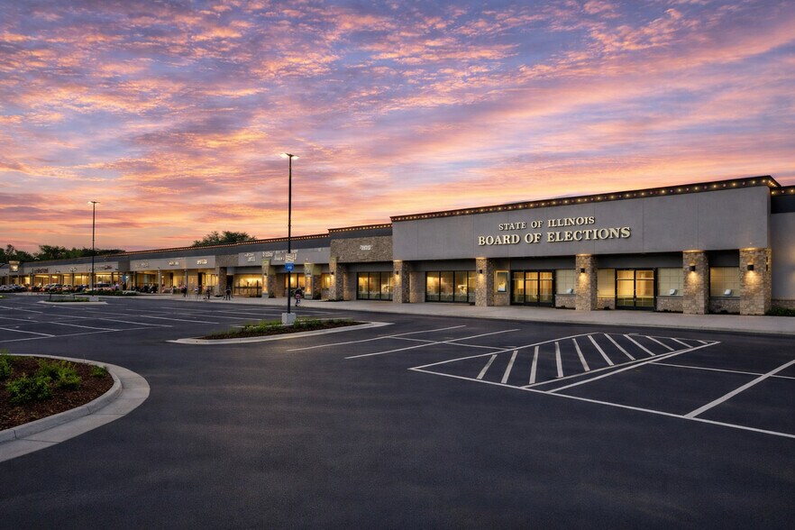 Primary Photo Of 2301-2401 S MacArthur Blvd, Springfield Unknown For Lease