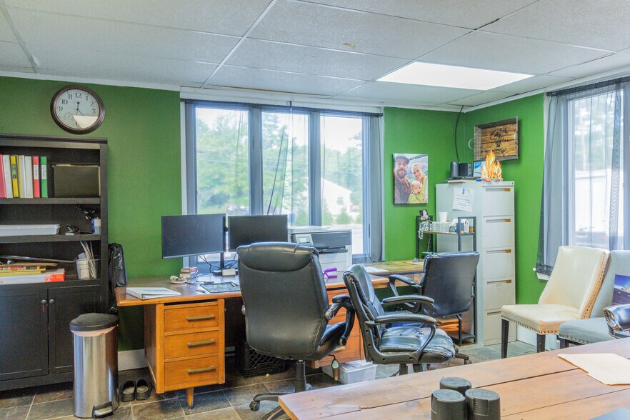 More Photos Of 1035 Ocean Ave, Portland Warehouse For Sale