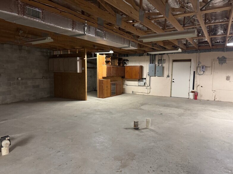 More Photos Of 702 S WC Owen Ave, Clewiston Office Residential For Sale