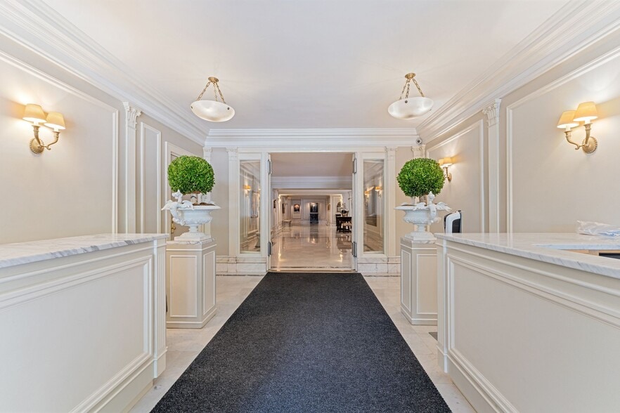 More Photos Of 815 Park Ave, New York Apartments For Sale