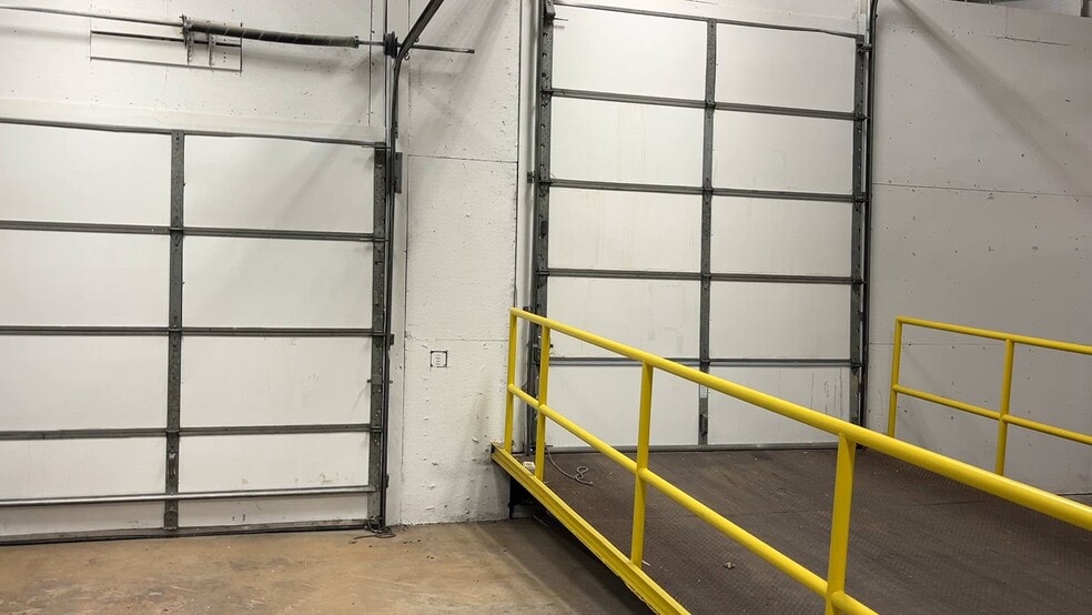 Primary Photo Of 201 Kriebel Ave, Lansdale Warehouse For Lease