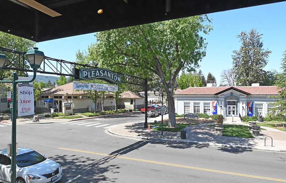 More Photos Of 608 Main St, Pleasanton Storefront Retail Office For Lease