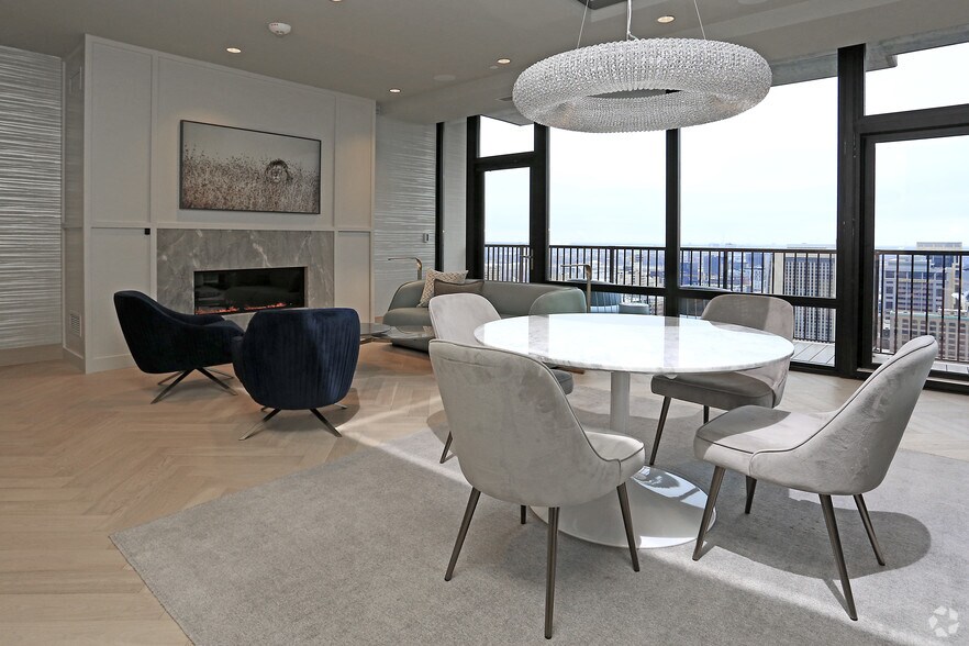 More Photos Of 365 Nicollet Mall, Minneapolis Apartments For Sale