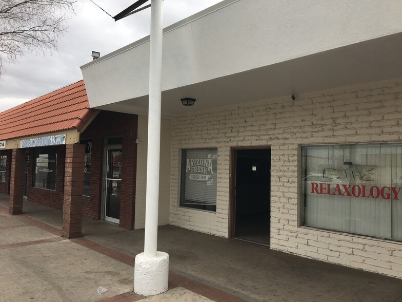 More Photos Of 5409-5415 W Glendale Ave, Glendale Freestanding For Sale