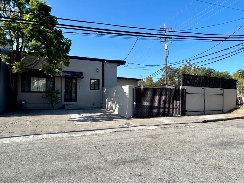 Primary Photo Of 1395 Marsten Rd, Burlingame Warehouse For Lease