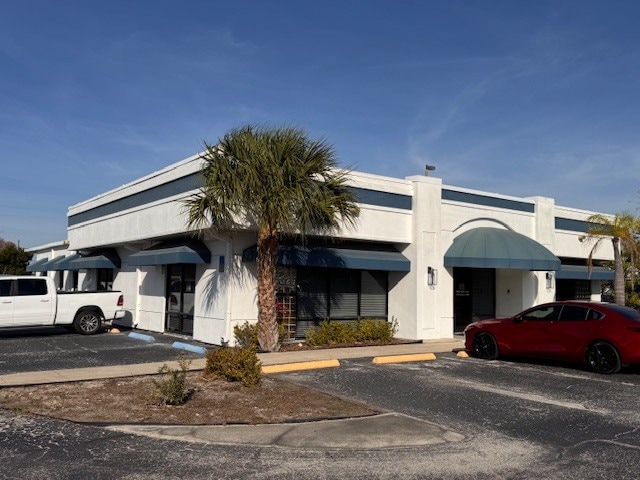 More Photos Of 1041 US Highway 19, Holiday Office For Sale