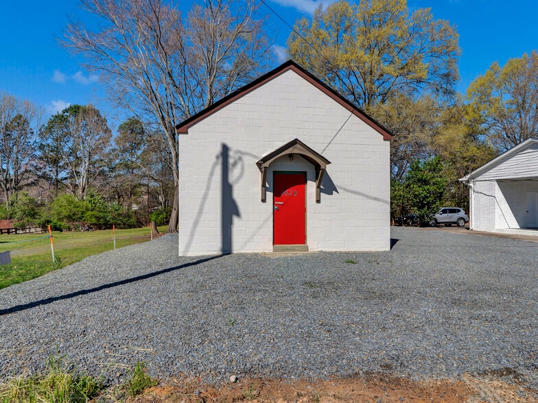 More Photos Of 4620 Potter Rd, Stallings Office For Sale