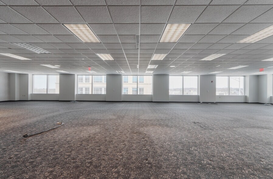 More Photos Of 11 Scott St, Wausau Office For Lease
