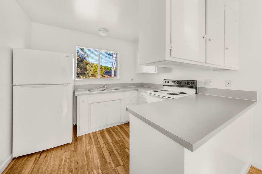 More Photos Of 555 Westmont Ave, San Luis Obispo Apartments For Sale
