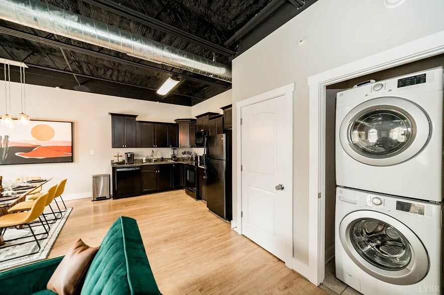 More Photos Of 121 Northwynd Cir, Lynchburg Apartments For Sale