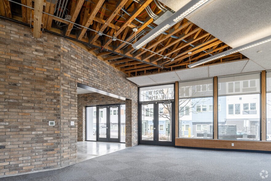 More Photos Of 2921 E 17th St, Austin Loft Creative Space For Sale