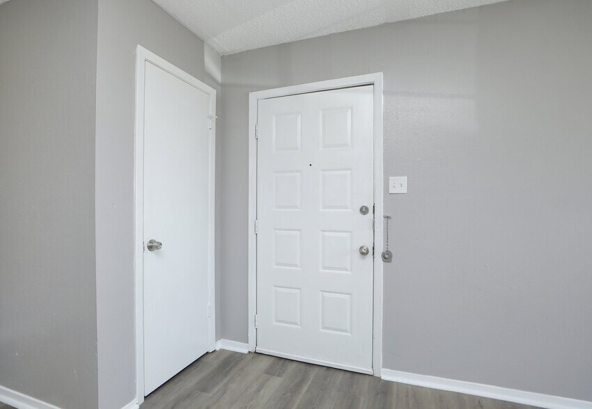 More Photos Of 2910 Old Lane City Rd, Wharton Apartments For Sale