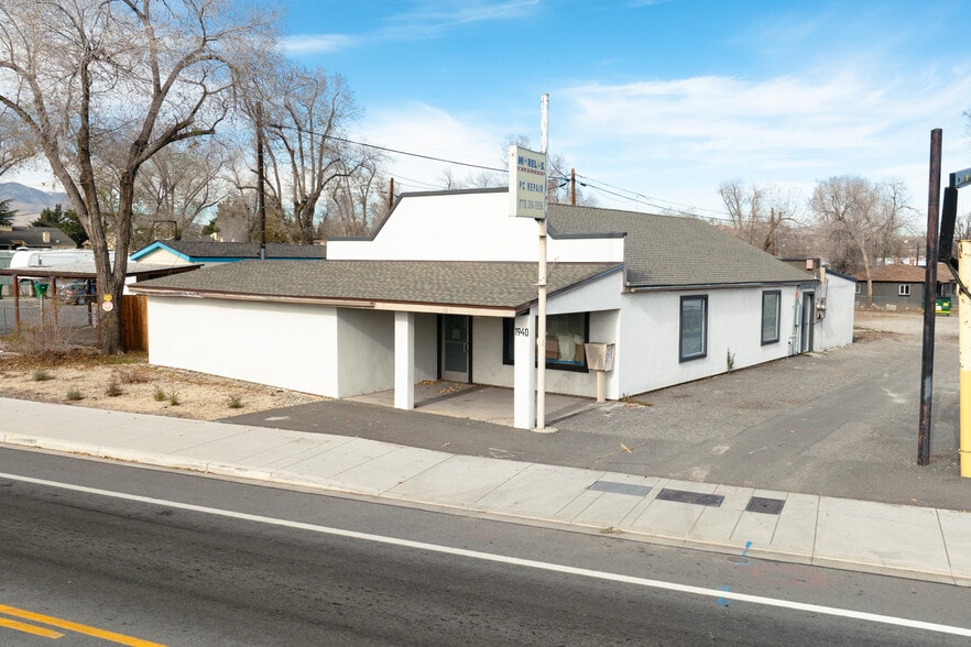 More Photos Of 1940 Prater Way, Sparks Storefront Retail Residential For Lease