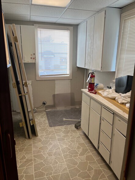 More Photos Of 3104 W Kennewick Ave, Kennewick Office For Lease