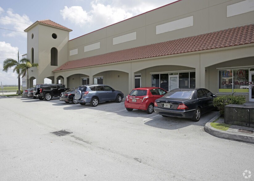 More Photos Of 15420 SW 136th St, Miami Service For Lease