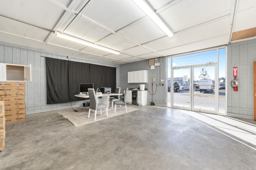 More Photos Of 818 N Magnolia Ave, Ocala Warehouse For Sale