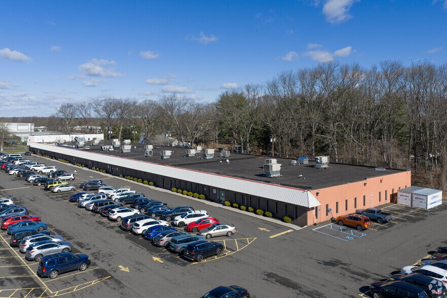 More Photos Of 3525 Quakerbridge Rd, Hamilton Office For Sale