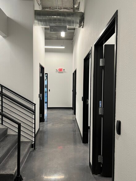 More Photos Of 353 E Bonneville Ave, Las Vegas Apartments For Lease