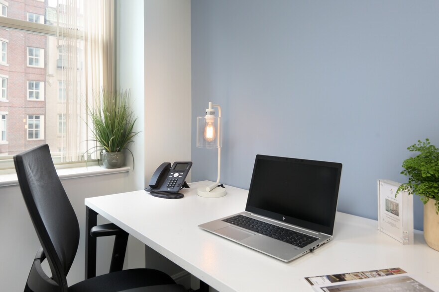 More Photos Of 20 Park Plz, Boston Coworking Space