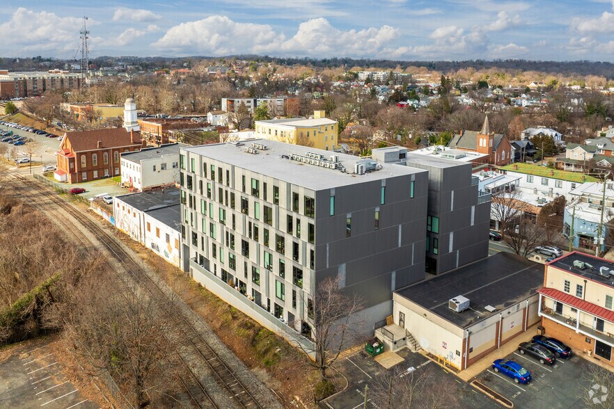 More Photos Of 600 W Main St, Charlottesville Apartments For Lease