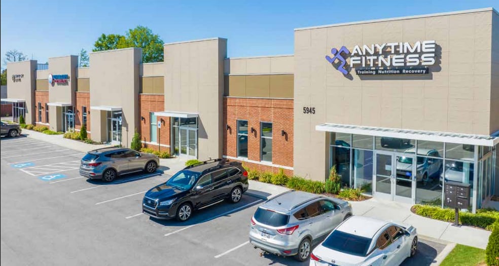 More Photos Of 5945 Elementary Way, Ooltewah Storefront Retail Office For Lease