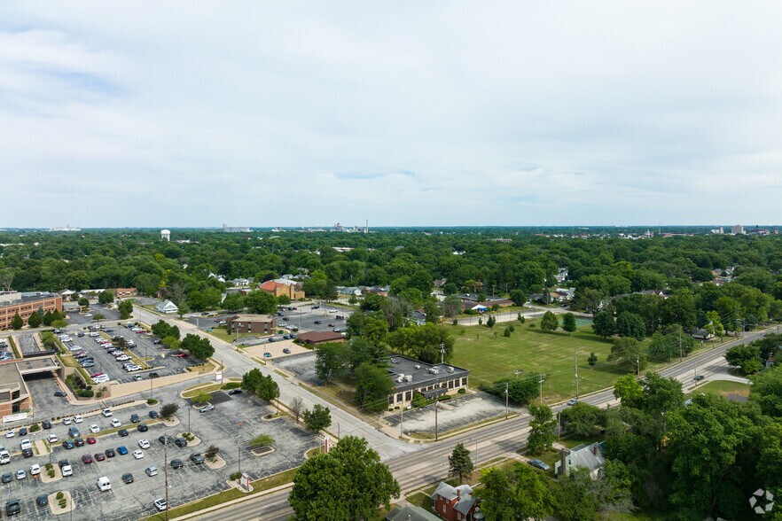 More Photos Of 2220 N Monroe St, Decatur Medical For Sale