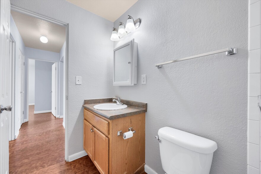 More Photos Of 1634 Boston St, Aurora Apartments For Sale