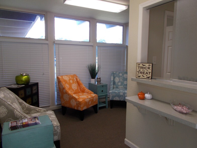 More Photos Of 1350-1358 D'Adrian Professional Pky, Godfrey Medical For Lease