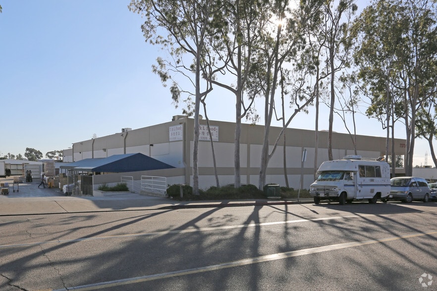 More Photos Of 7373 Engineer Rd, San Diego Distribution For Lease